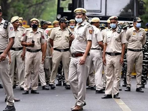 दो दर्जन आईपीएस और कई पीपीएस समेत प्रदेश के 2 हजार पुलिसकर्मी तबादले की जद में !