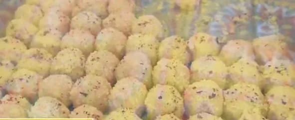 साल में सिर्फ 15 दिन मिलती है ये मिठाई, एडवांस करना पड़ती है बुकिंग, 100 टन से ज्यादा होती है बिक्री