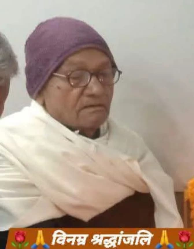 लोक संस्कृति के साधक आदिवासी लोकगीतों को सहेजने में अहम भूमिका निभाने वाले डा. अर्जुन दास केसरी का निधन