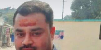 मुख्यमंत्री के संज्ञान में आई शिकायत के बाद सोनभद्र से बलरामपुर स्थानांतरित हुए विवादित क्लर्क