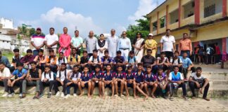 जनपदीय माध्यमिक वॉलीबॉल प्रतियोगिता में ओबरा और रेणुकूट के खिलाड़ियों ने दिखाया दमखम